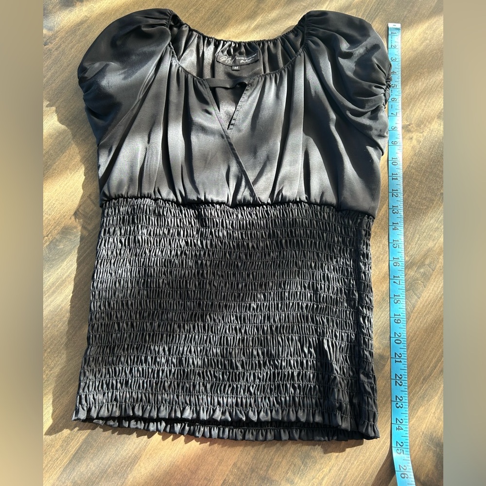 Blouse with short puffy sleeves by Luxury Collection
